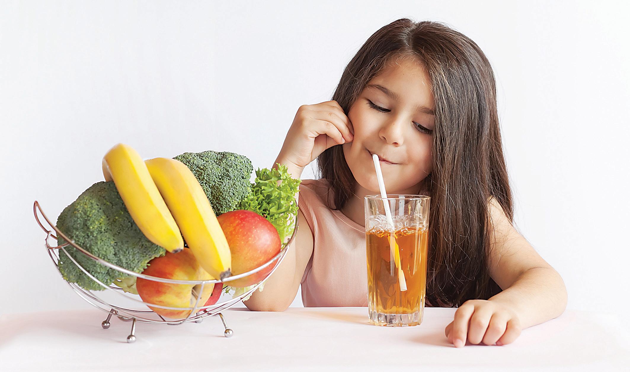 बच्चों को दें स्वास्थ्यवर्धक भोजन